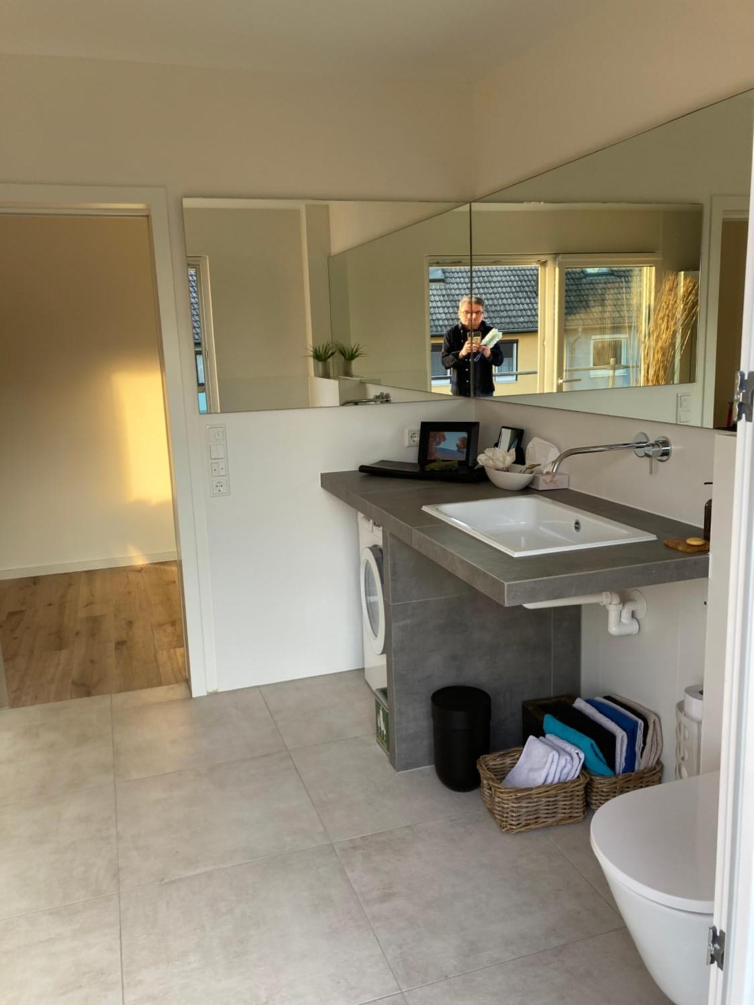 Ferienwohnung Neues Penthouse-Loft Mit Konuskarte Fuer Gratis Oepnv Ehrenkirchen Exterior foto