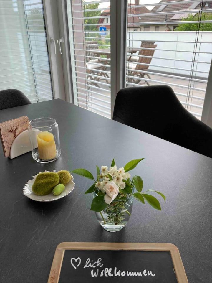 Ferienwohnung Neues Penthouse-Loft Mit Konuskarte Fuer Gratis Oepnv Ehrenkirchen Exterior foto